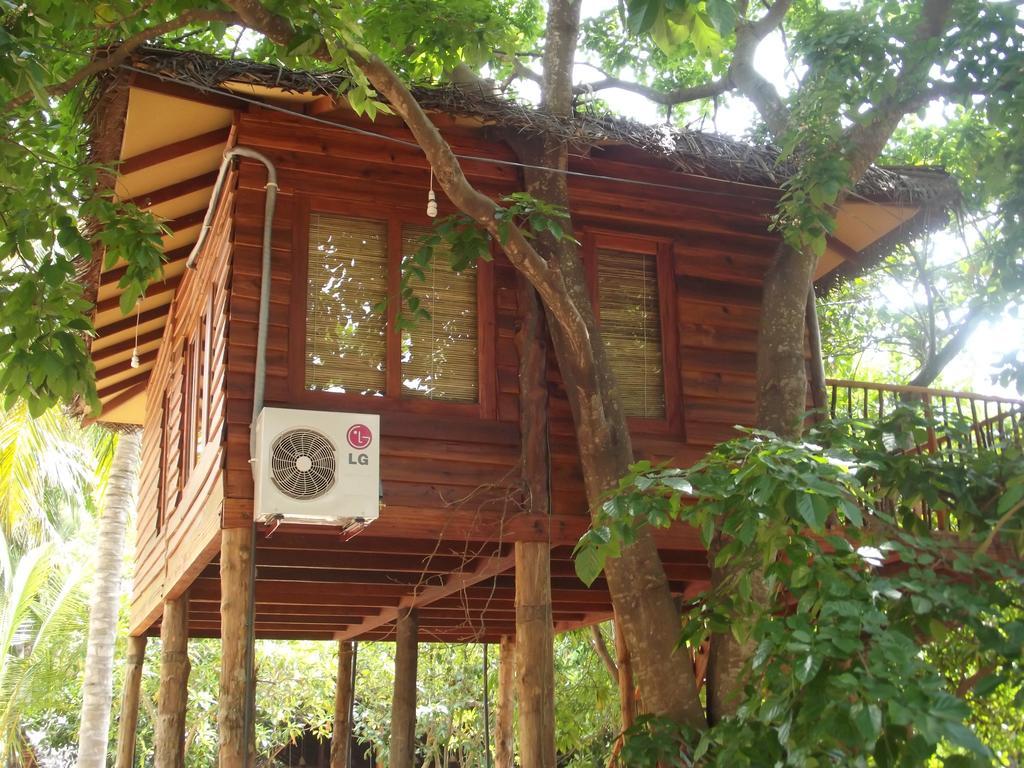 Lord Of The Forest Hotel Batticaloa Esterno foto
