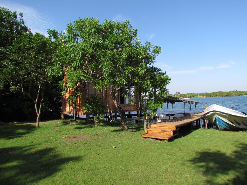 Lord Of The Forest Hotel Batticaloa Camera foto