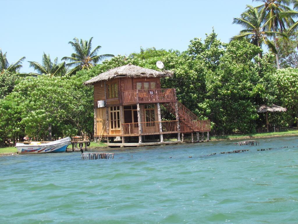 Lord Of The Forest Hotel Batticaloa Esterno foto