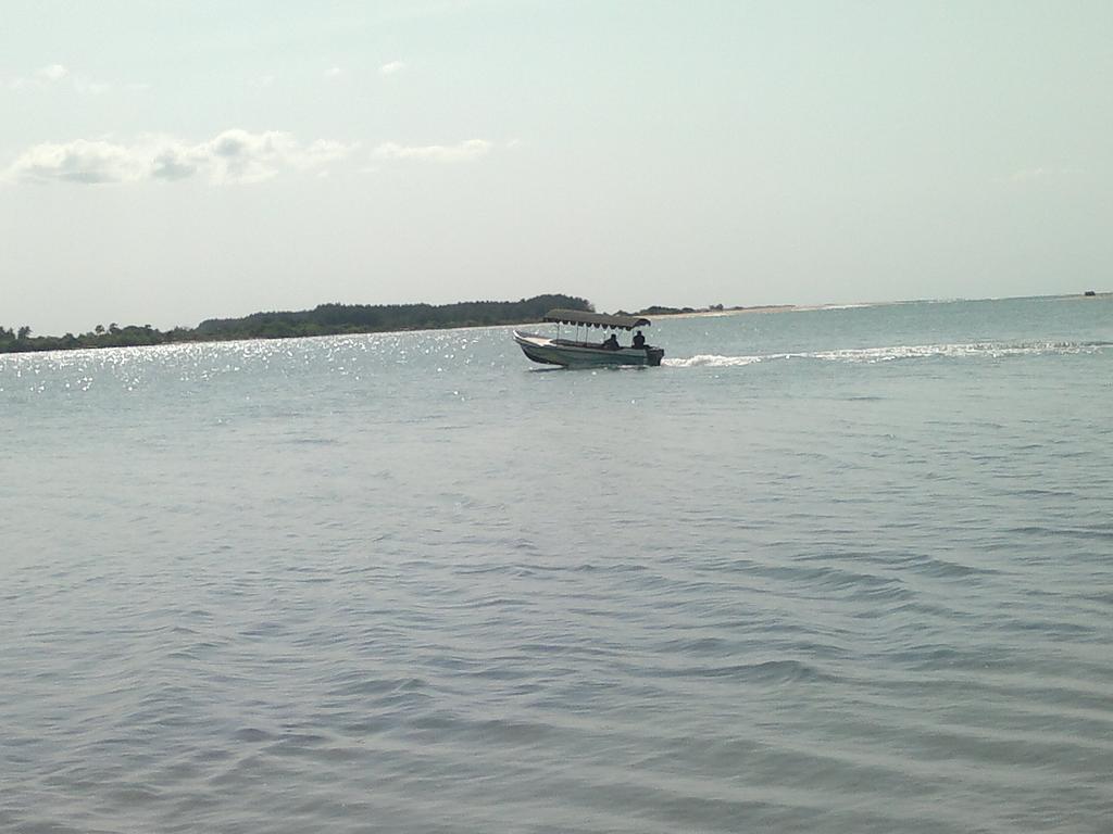 Lord Of The Forest Hotel Batticaloa Esterno foto