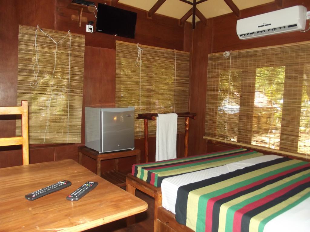 Lord Of The Forest Hotel Batticaloa Esterno foto